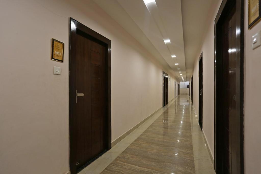 Hotel Rajmohan Palace Гваліор Екстер'єр фото